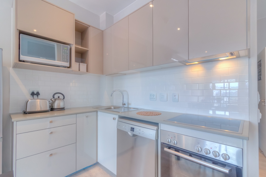 To Let 2 Bedroom Property for Rent in Paardevlei Western Cape